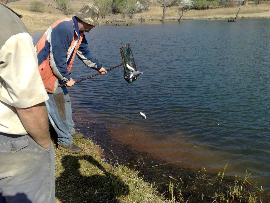 Elandskloof Trout Farm Pensionat Dullstroom Exteriör bild