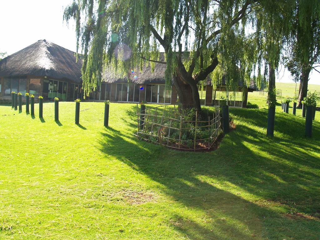 Elandskloof Trout Farm Pensionat Dullstroom Exteriör bild